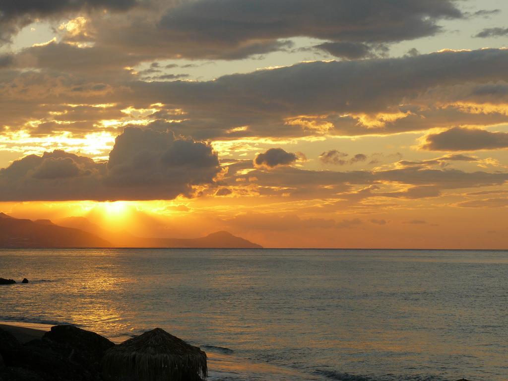 Ierapetra La Luna Blu Ferma